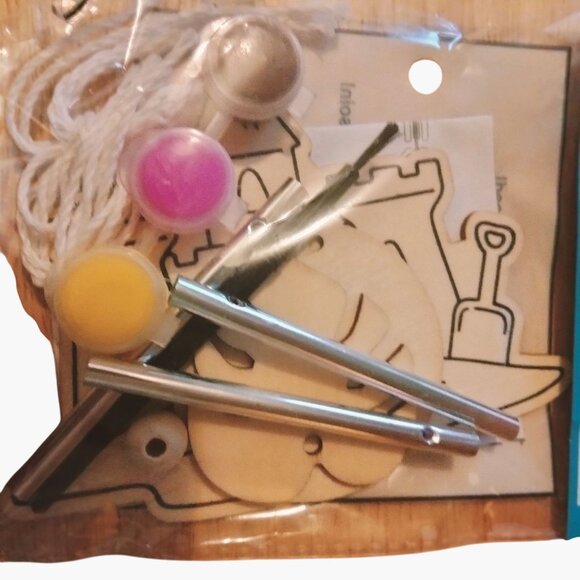 Wind Chime Craft Kit Beach Sandcastle Party Favor - Picture 2 of 5